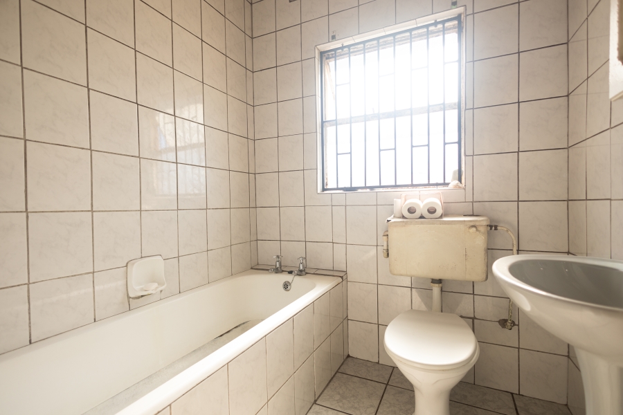 4 Bedroom Property for Sale in Kleinbegin Western Cape